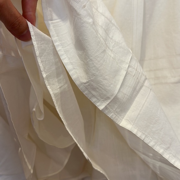 Theory, size 12, white, pleated, wraparound skirt - Picture 5 of 12